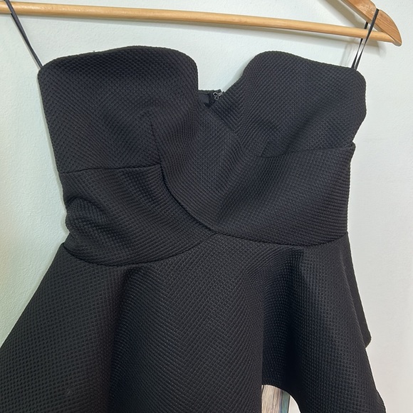 Tobi Back-Zip Bustier - Picture 4 of 14